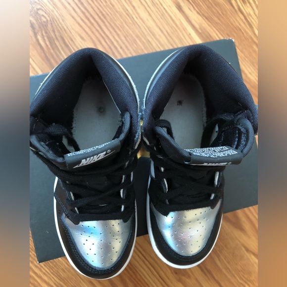 JORDAN 1 HIGH OG TODDLERS - Picture 4 of 8